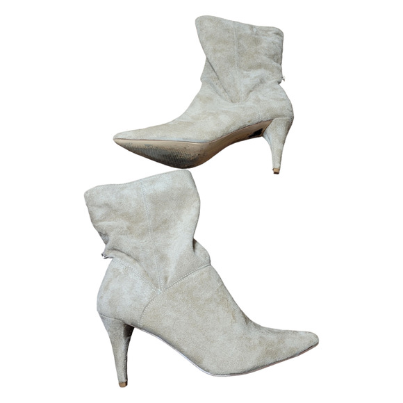 Lulus Morgana 1 Light Gray Faux Suede Heeled Booties Size 10 Fold Over Button - Picture 1 of 10